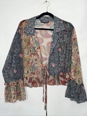 The Pyramid Collection Tie Front Top 1X Semi Sheer Paisley Floral Boho Artsy